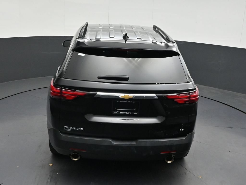 Used 2024 Chevrolet Traverse LT FWD image 19