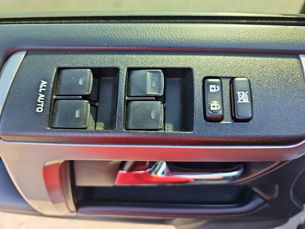 Used 2022 Toyota 4Runner TRD Sport AWD/4WD image 31