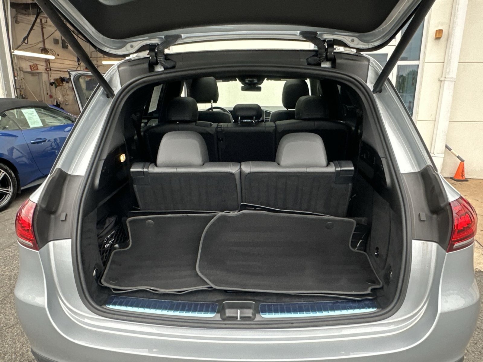 Used 2023 Mercedes-Benz GLE 350 4MATIC image 35