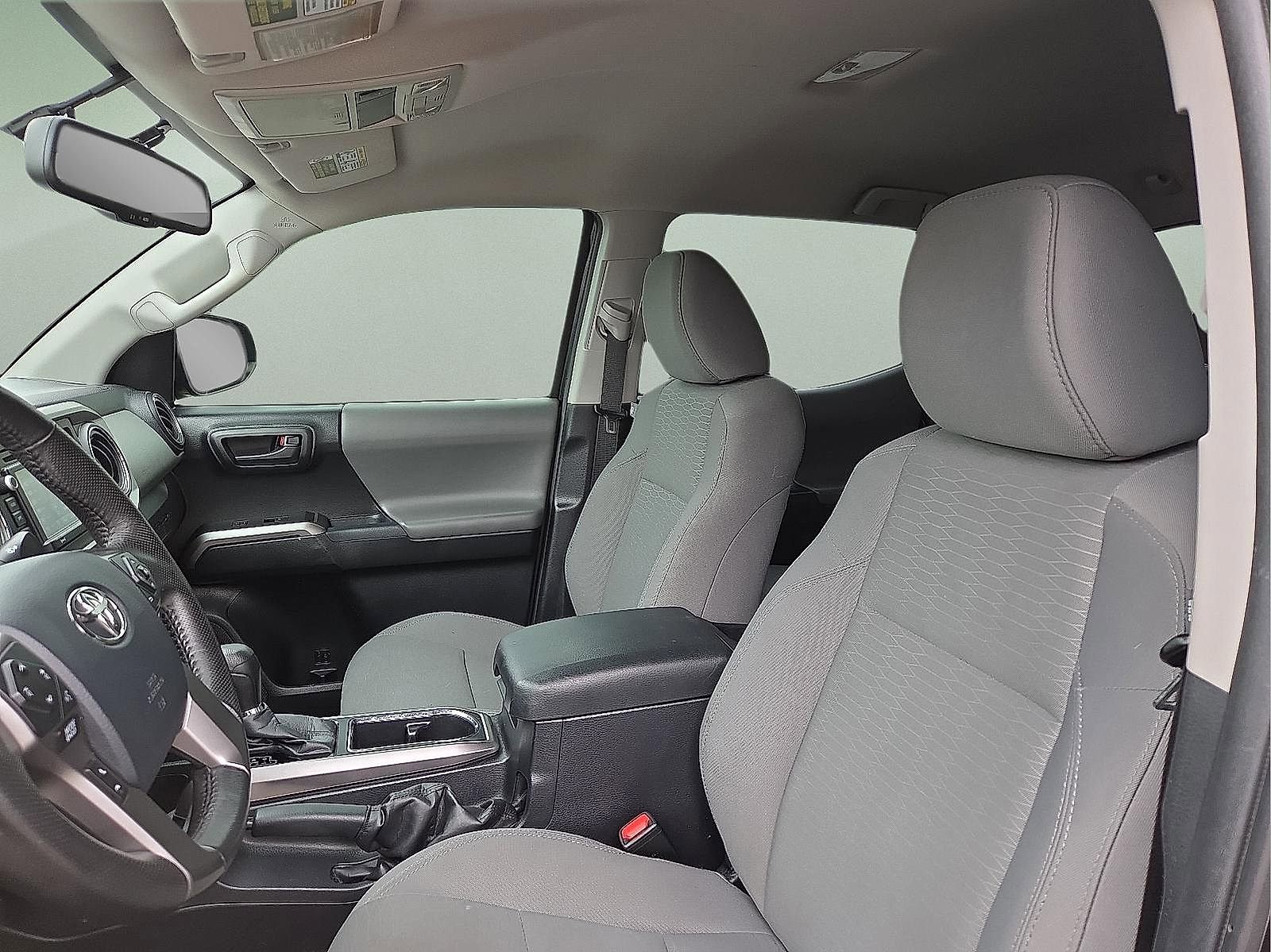 Used 2017 Toyota Tacoma 4x4 Double Cab image 13