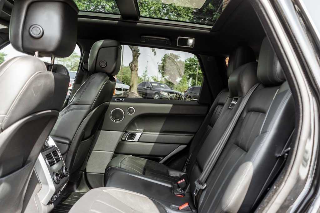 Used 2022 Land Rover Range Rover Sport HST image 29