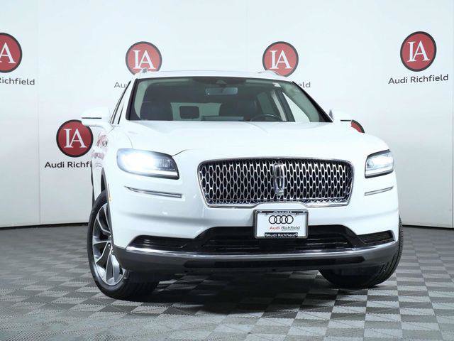 Used 2023 Lincoln Nautilus Reserve w/ Luxury Package AWD/4WD image 3