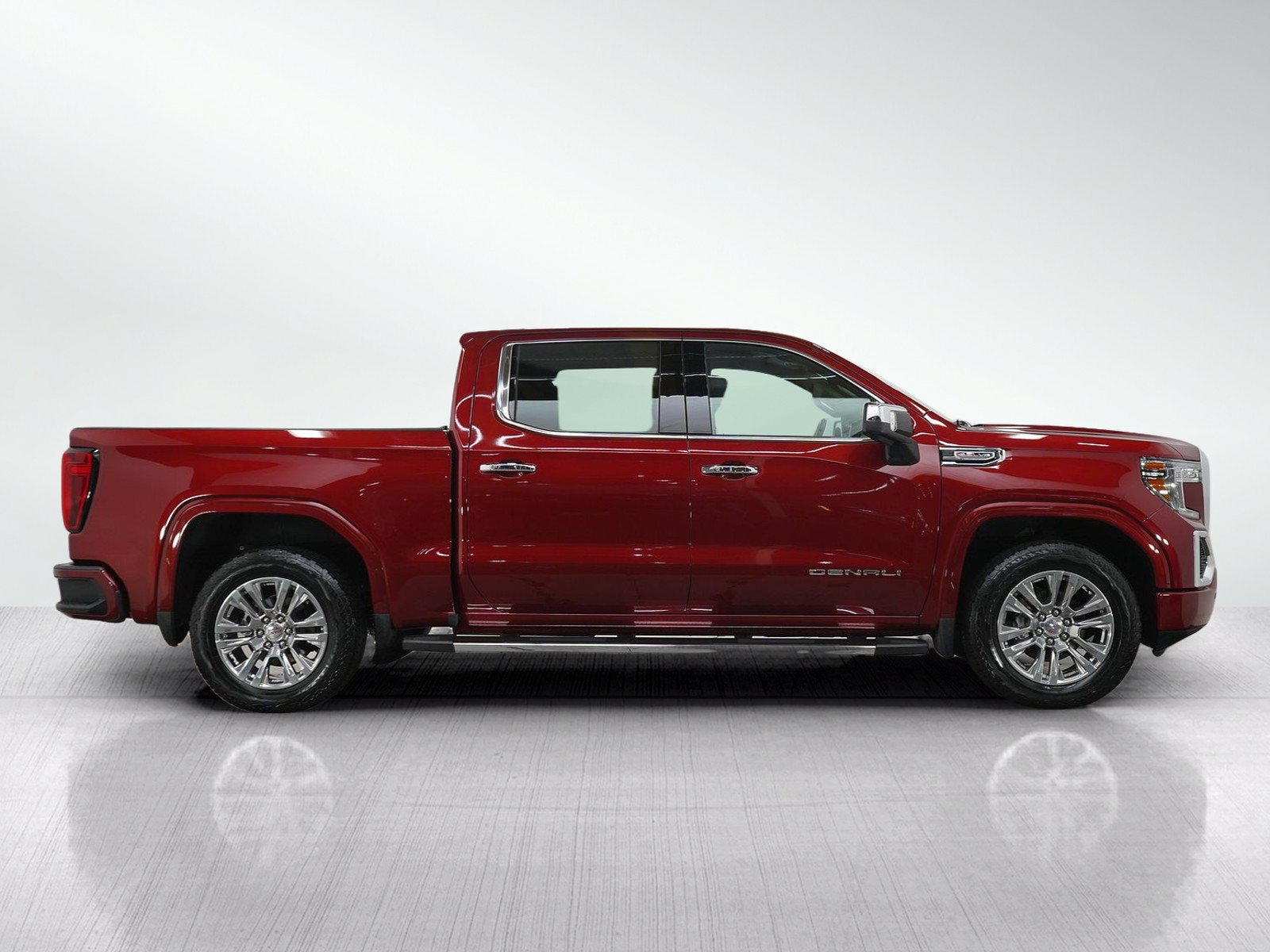 Used 2019 GMC Sierra 1500 Denali w/ Technology Package AWD/4WD image 7