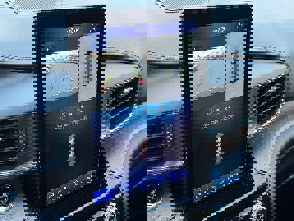 Used 2022 Ford Explorer Platinum w/ Equipment Group 601A image 23