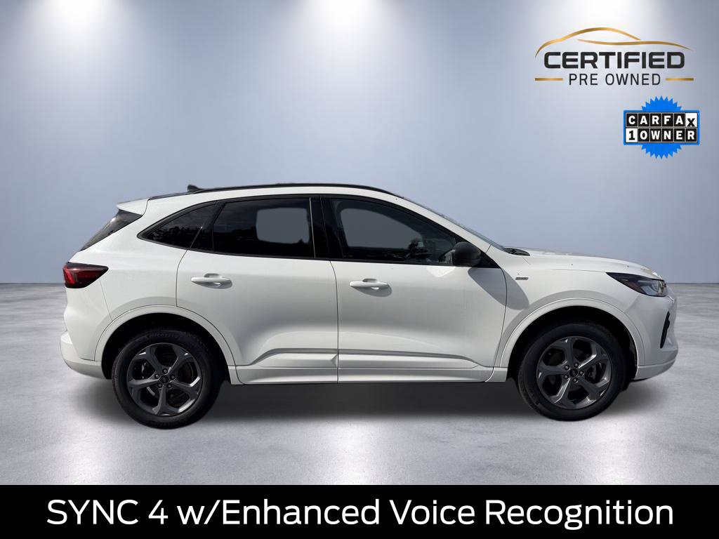 Certified 2024 Ford Escape ST-Line w/ Tech Pack #1 AWD/4WD image 9
