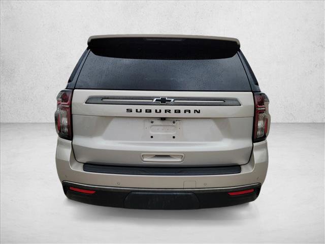 Used 2022 Chevrolet Suburban Z71 w/ Luxury Package AWD/4WD image 7