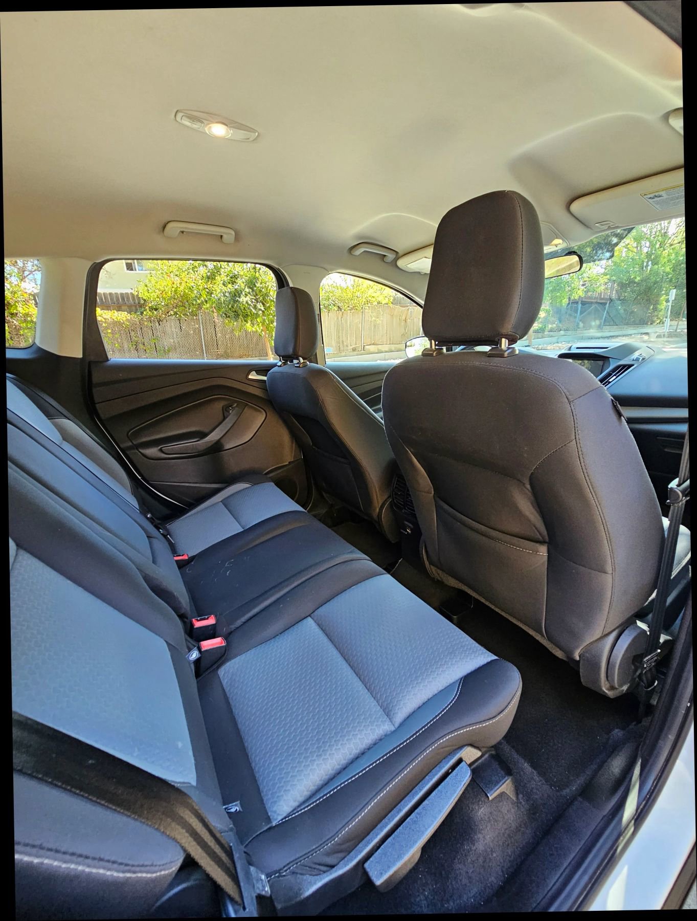 Used 2018 Ford Escape SE w/ SE Sync 3 Package image 27