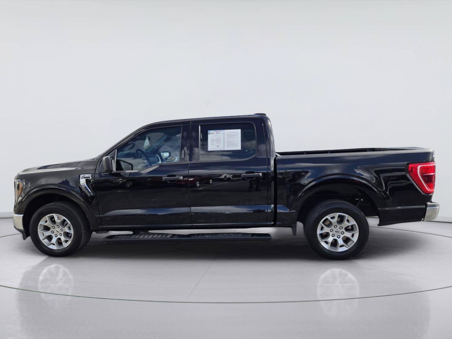 Certified 2023 Ford F150 XLT w/ Equipment Group 301A Mid RWD image 5