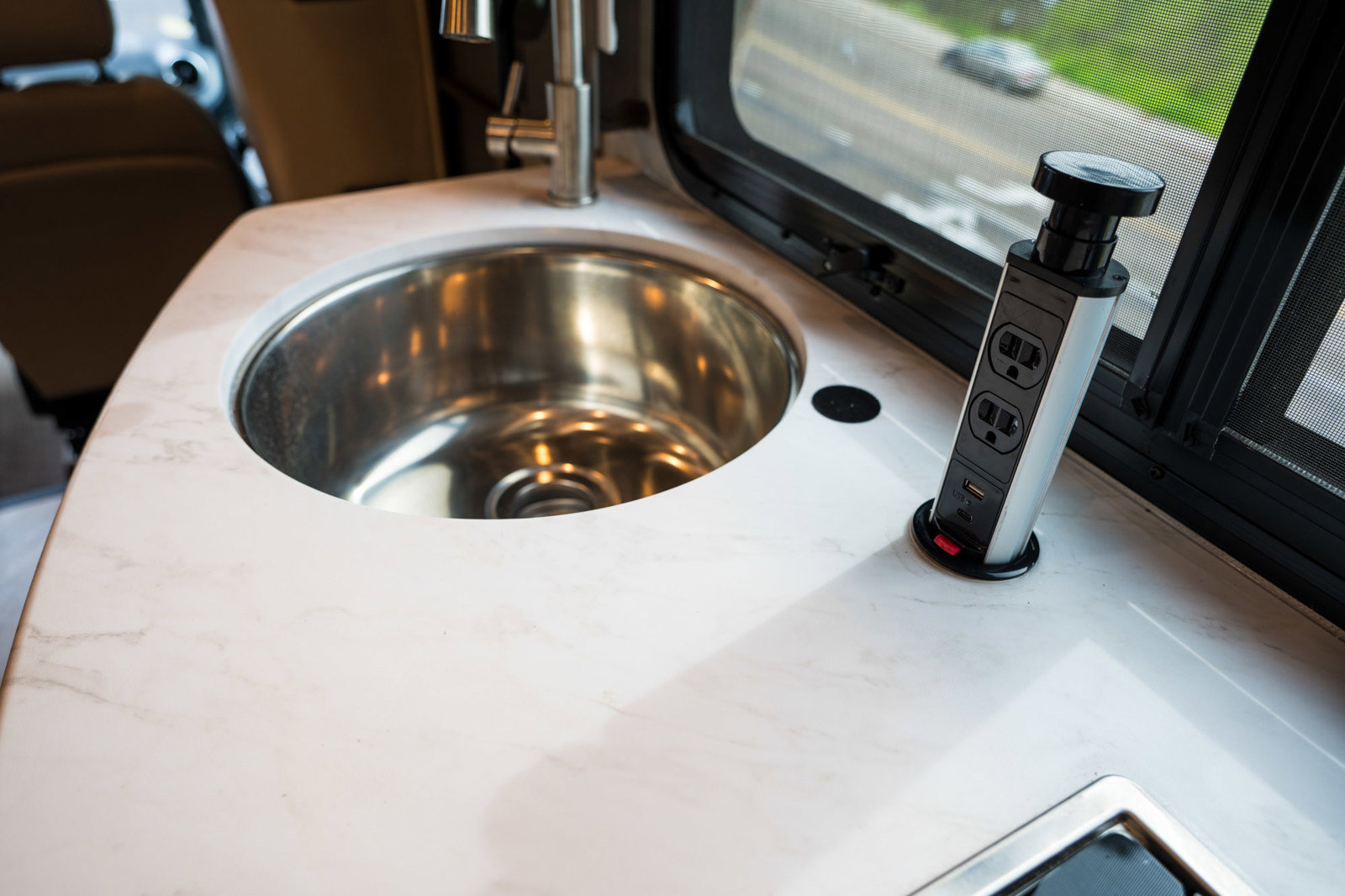 Used 2023 Mercedes-Benz Sprinter 4500 image 34