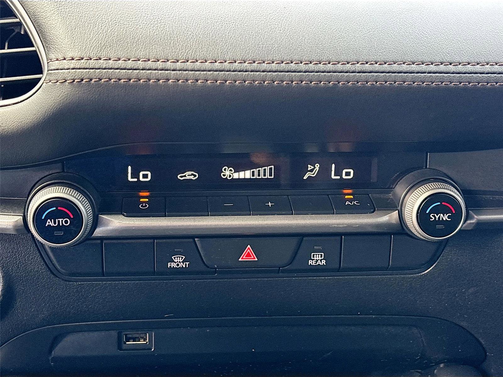 Used 2021 MAZDA MAZDA3 s image 17