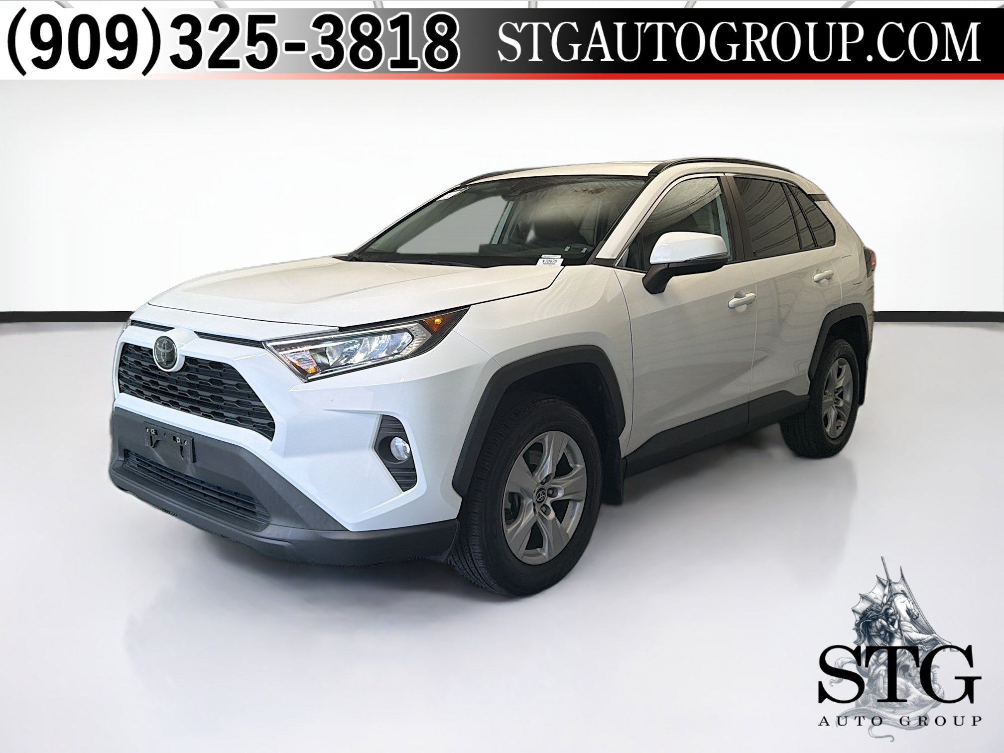 Used 2021 Toyota RAV4 XLE w/ Carpet Mat Package (TMS) FWD image 1