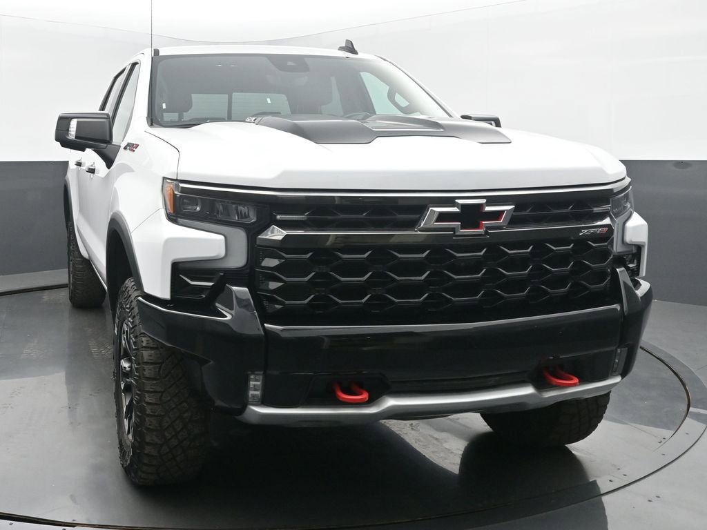 Used 2022 Chevrolet Silverado 1500 ZR2 w/ Technology Package image 8