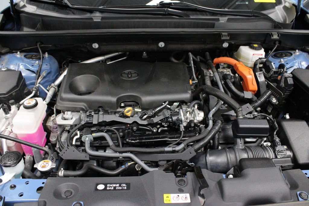 Used 2023 Toyota RAV4 SE w/ Convenience Package AWD/4WD image 13