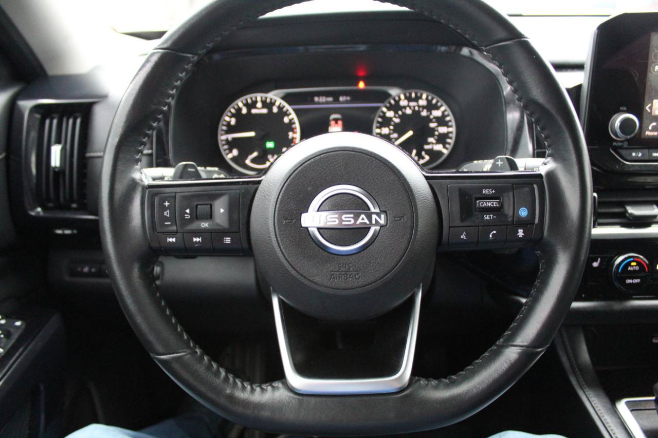 Used 2022 Nissan Pathfinder SV w/ SV Premium Package FWD image 15