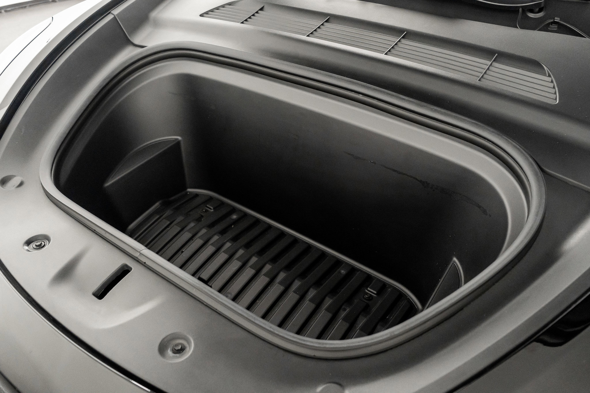 Used 2022 Tesla Model Y Long Range image 45