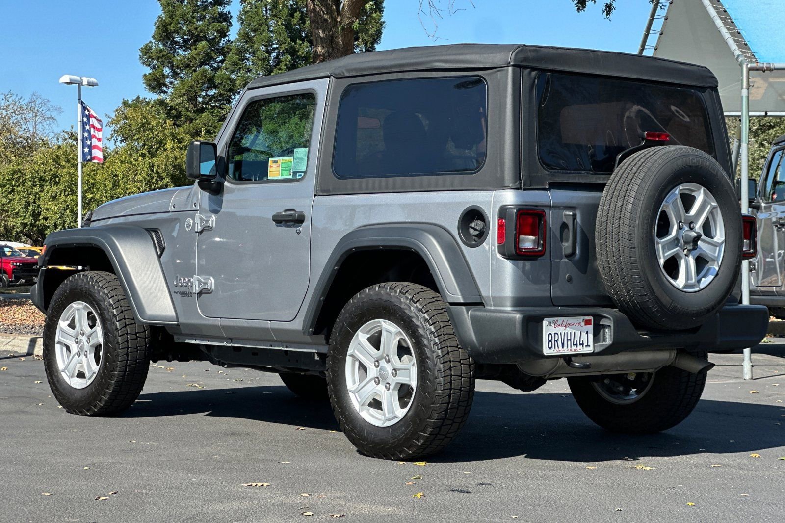 Used 2020 Jeep Wrangler Sport image 5