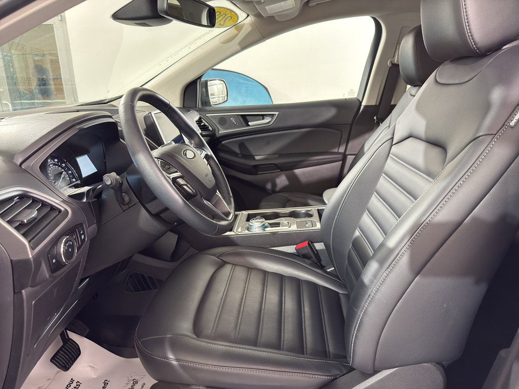 Used 2024 Ford Edge SEL w/ Convenience Package image 18