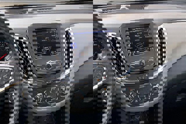 Used 2022 Chevrolet Equinox LS image 5