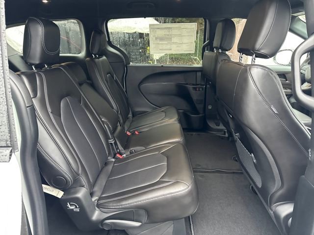 New 2026 Chrysler Pacifica Select w/ S Appearance Package FWD image 10