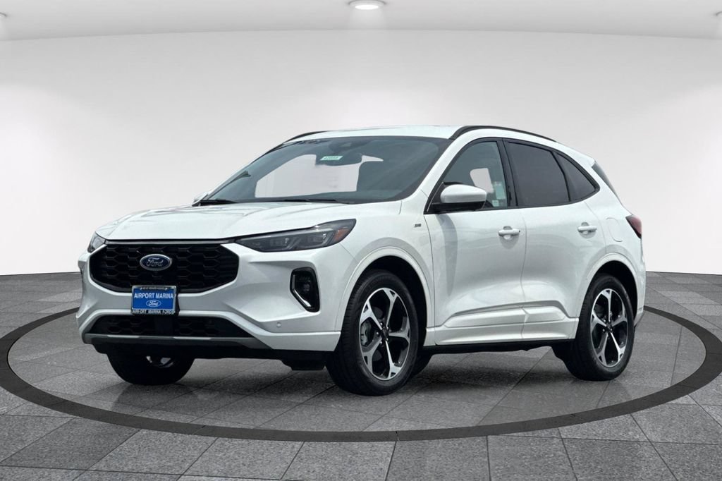 Certified 2023 Ford Escape ST-Line Elite AWD/4WD image 10