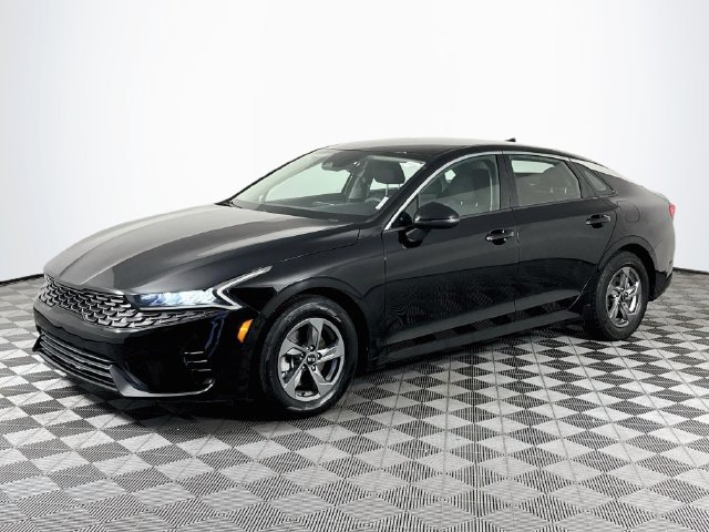 Used 2022 Kia K5 LXS FWD image 4