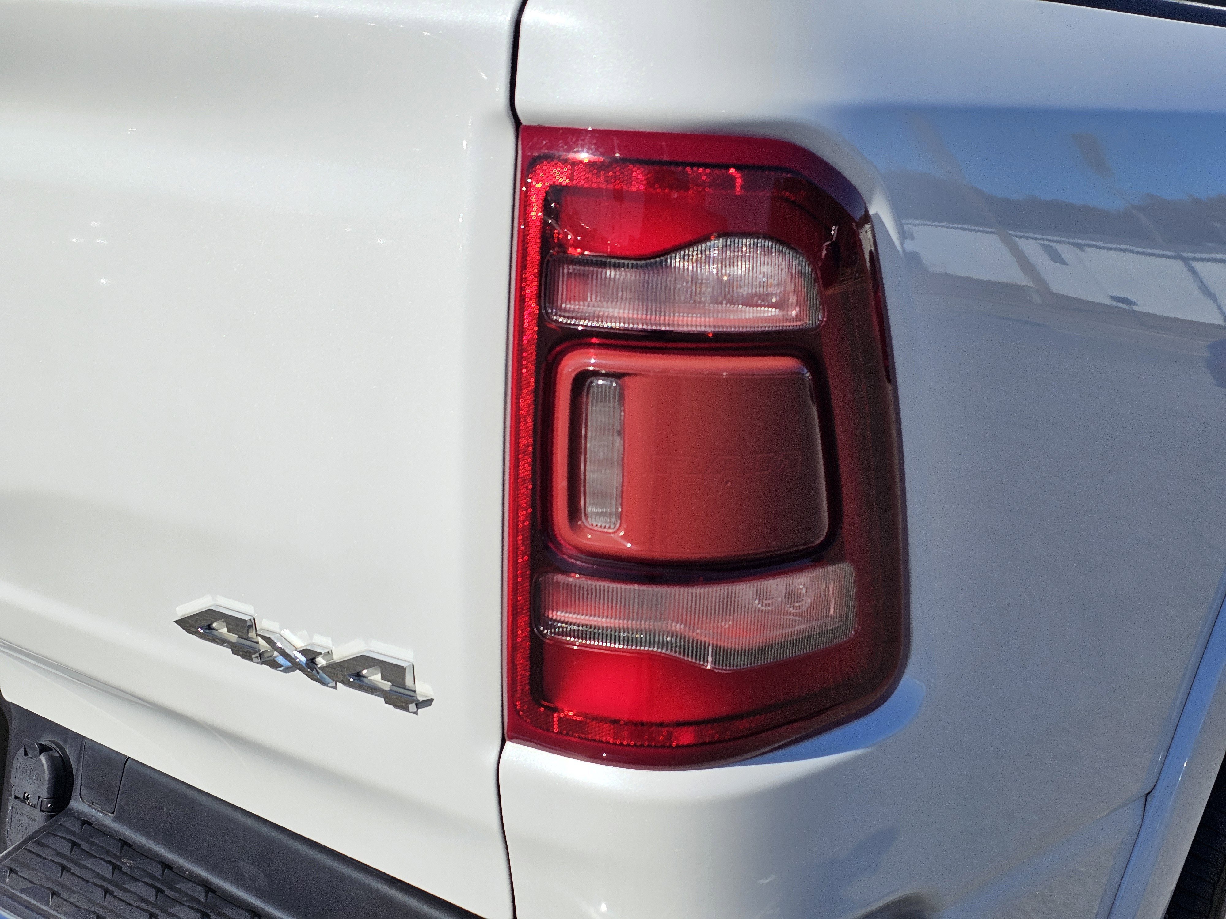 Used 2022 RAM 1500 Limited image 10