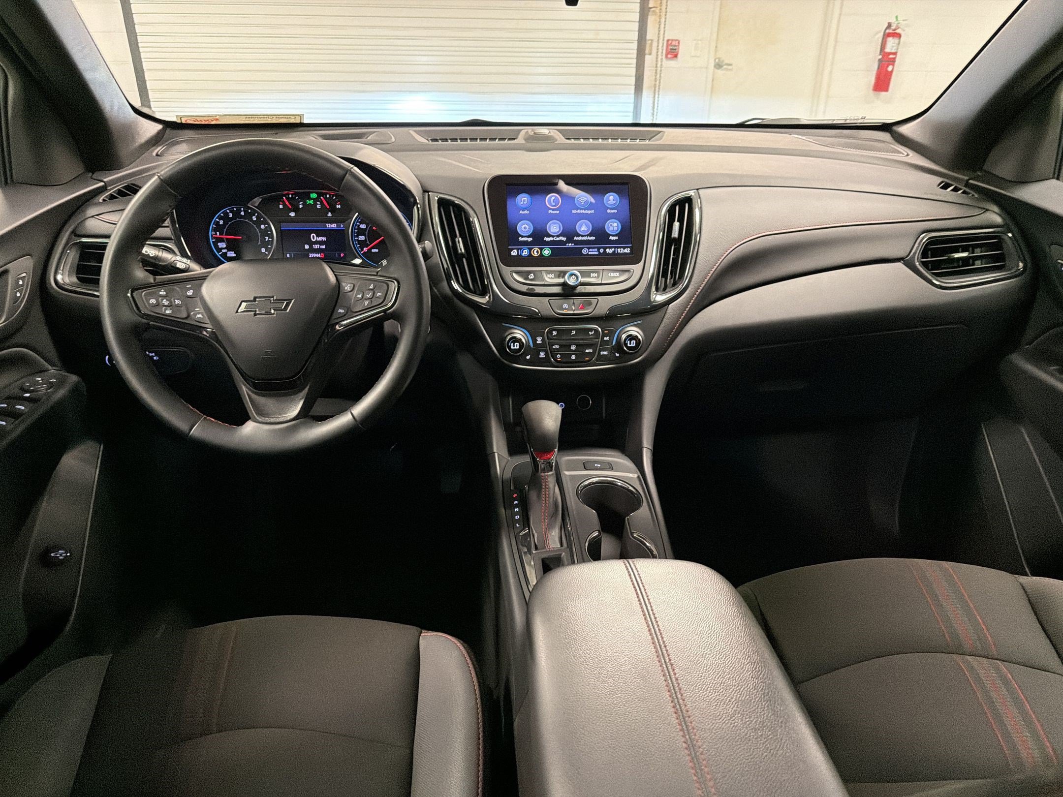 Used 2024 Chevrolet Equinox RS FWD image 16