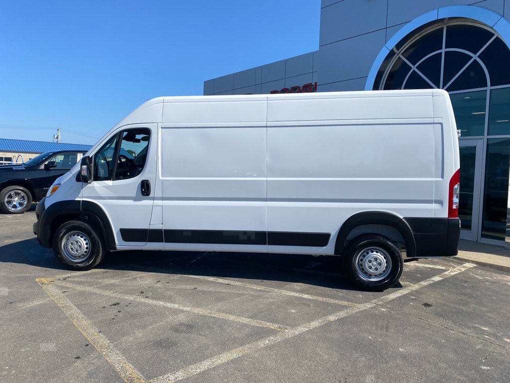 Used 2025 RAM ProMaster 2500 w/ Premium Convenience Group image 2