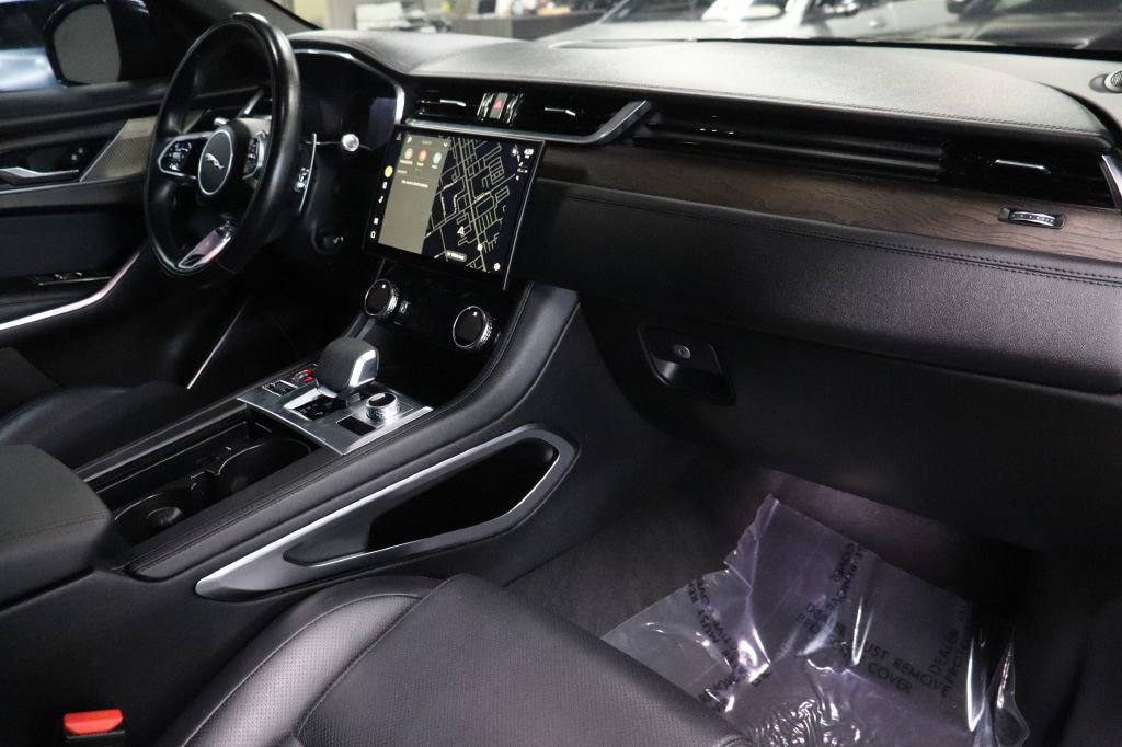 Used 2021 Jaguar F-PACE S image 24
