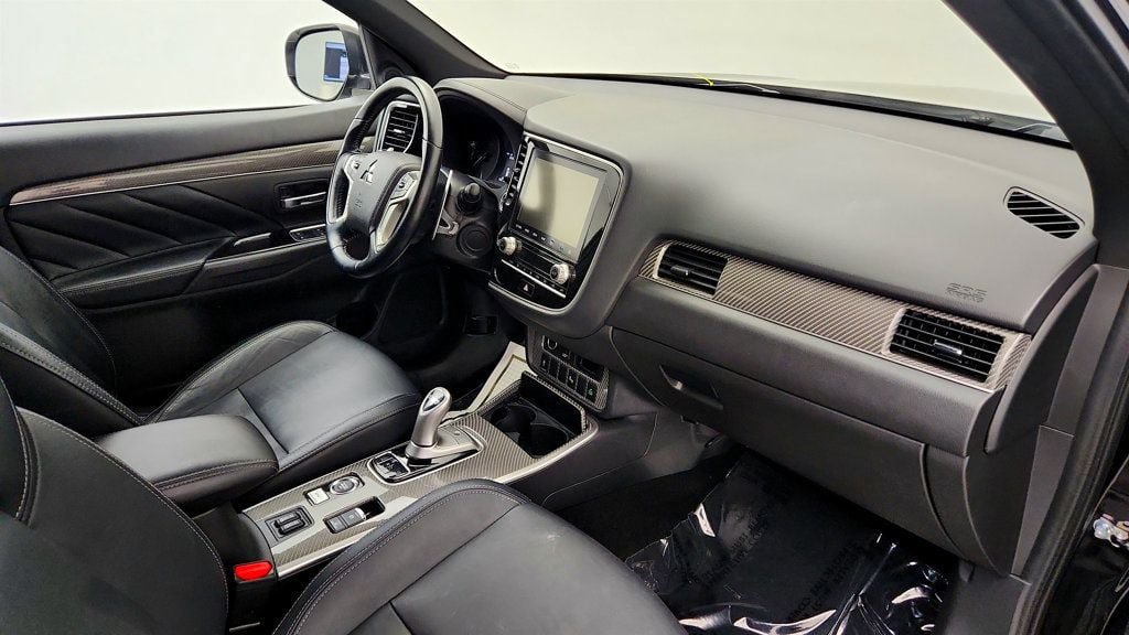 Used 2020 Mitsubishi Outlander SEL AWD/4WD image 20