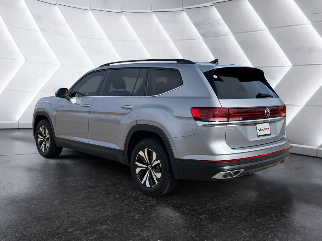 Used 2025 Volkswagen Atlas SE image 6