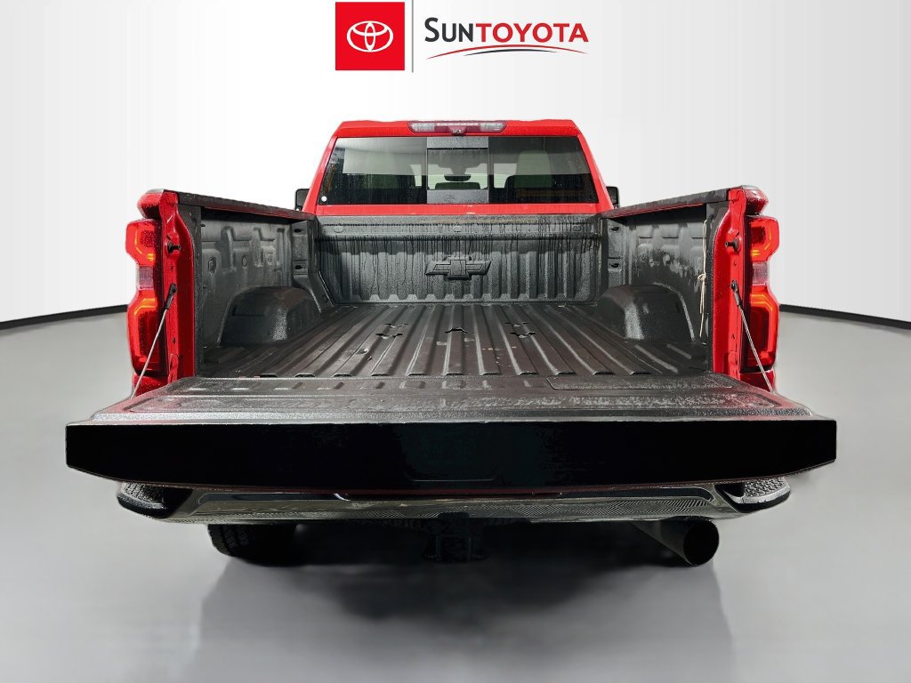 Used 2023 Chevrolet Silverado 2500 LTZ AWD/4WD image 28