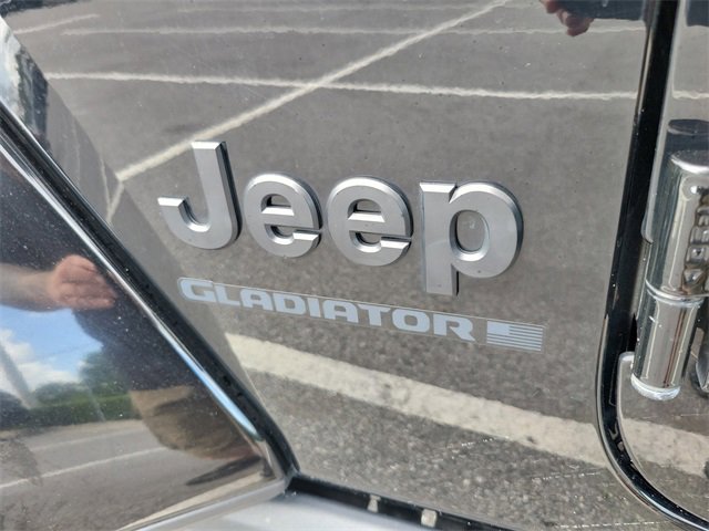Used 2023 Jeep Gladiator Sport image 6