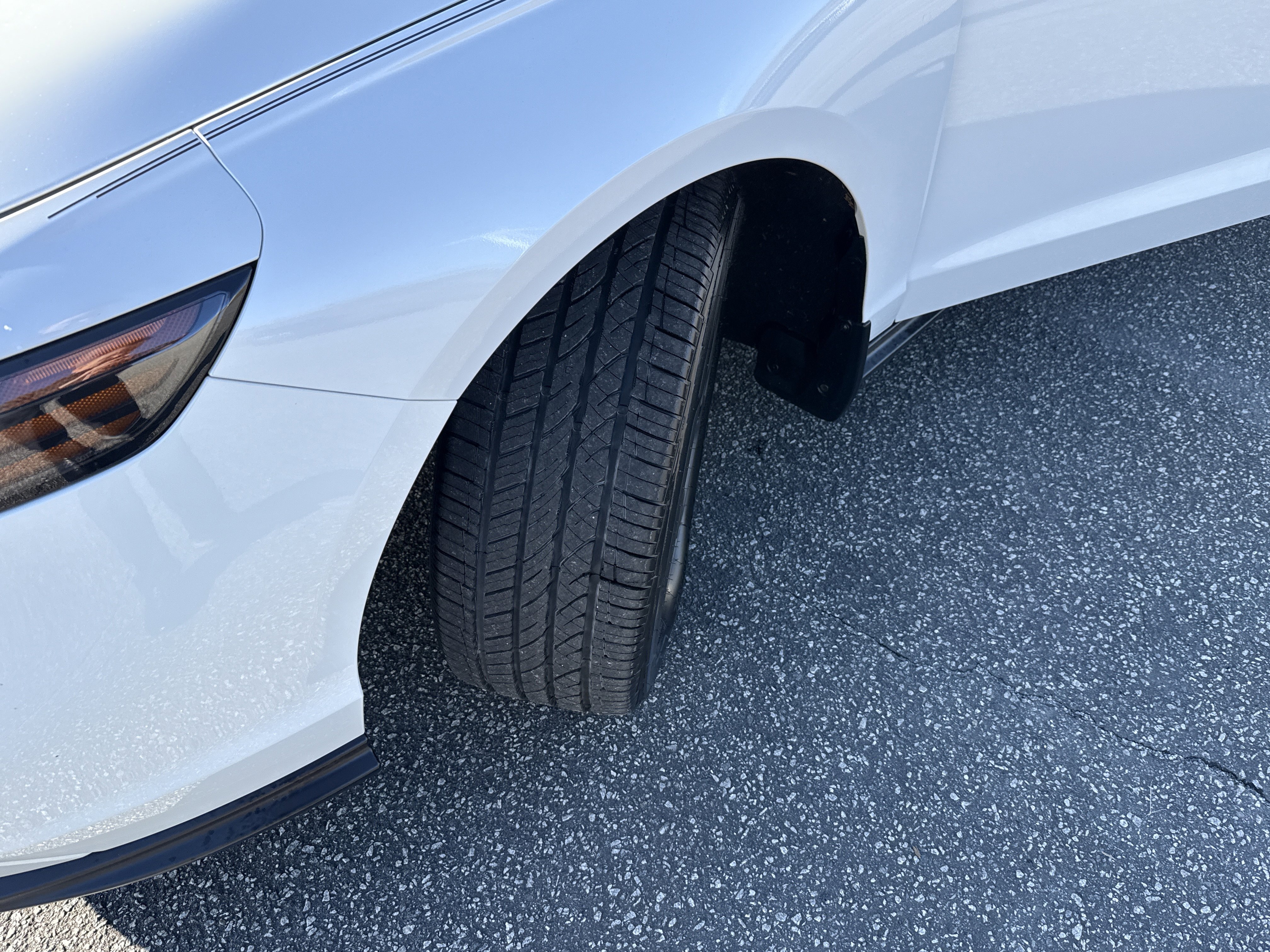 Used 2024 Honda Accord EX image 12