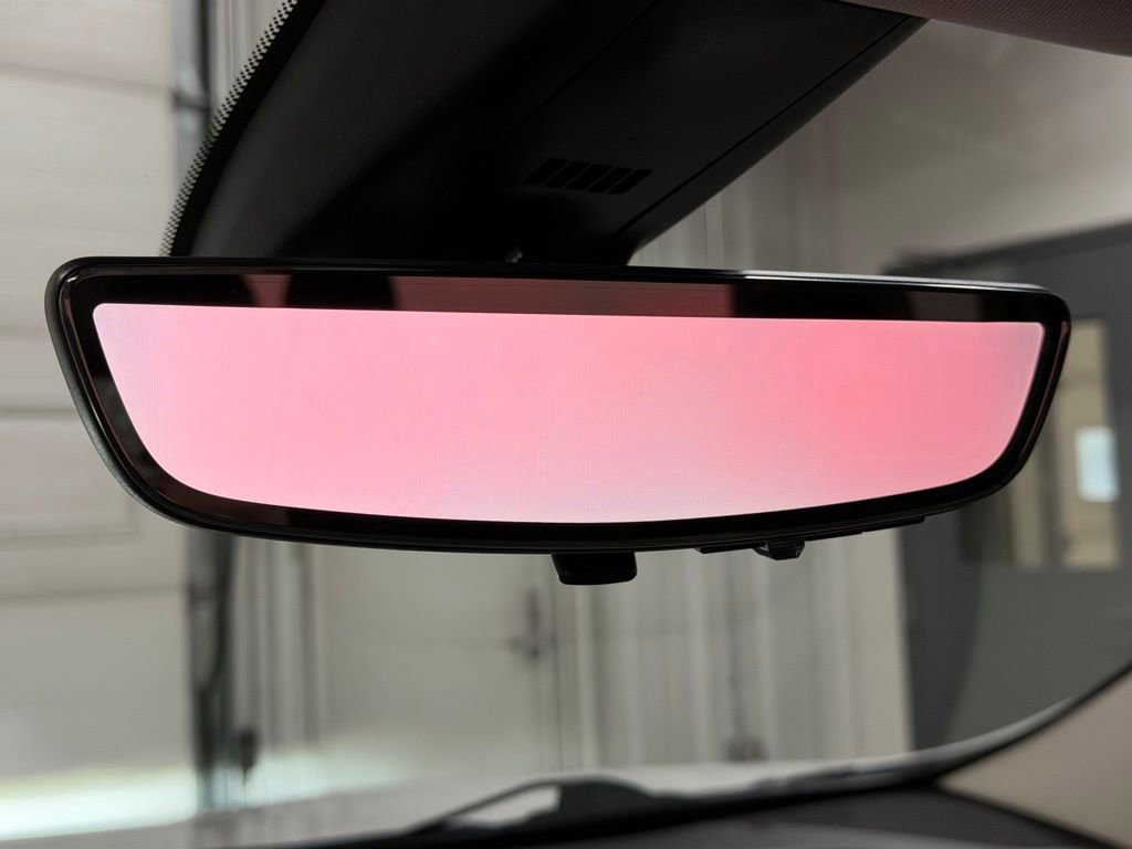 Used 2021 GMC Acadia Denali w/ Denali Technology Package image 42