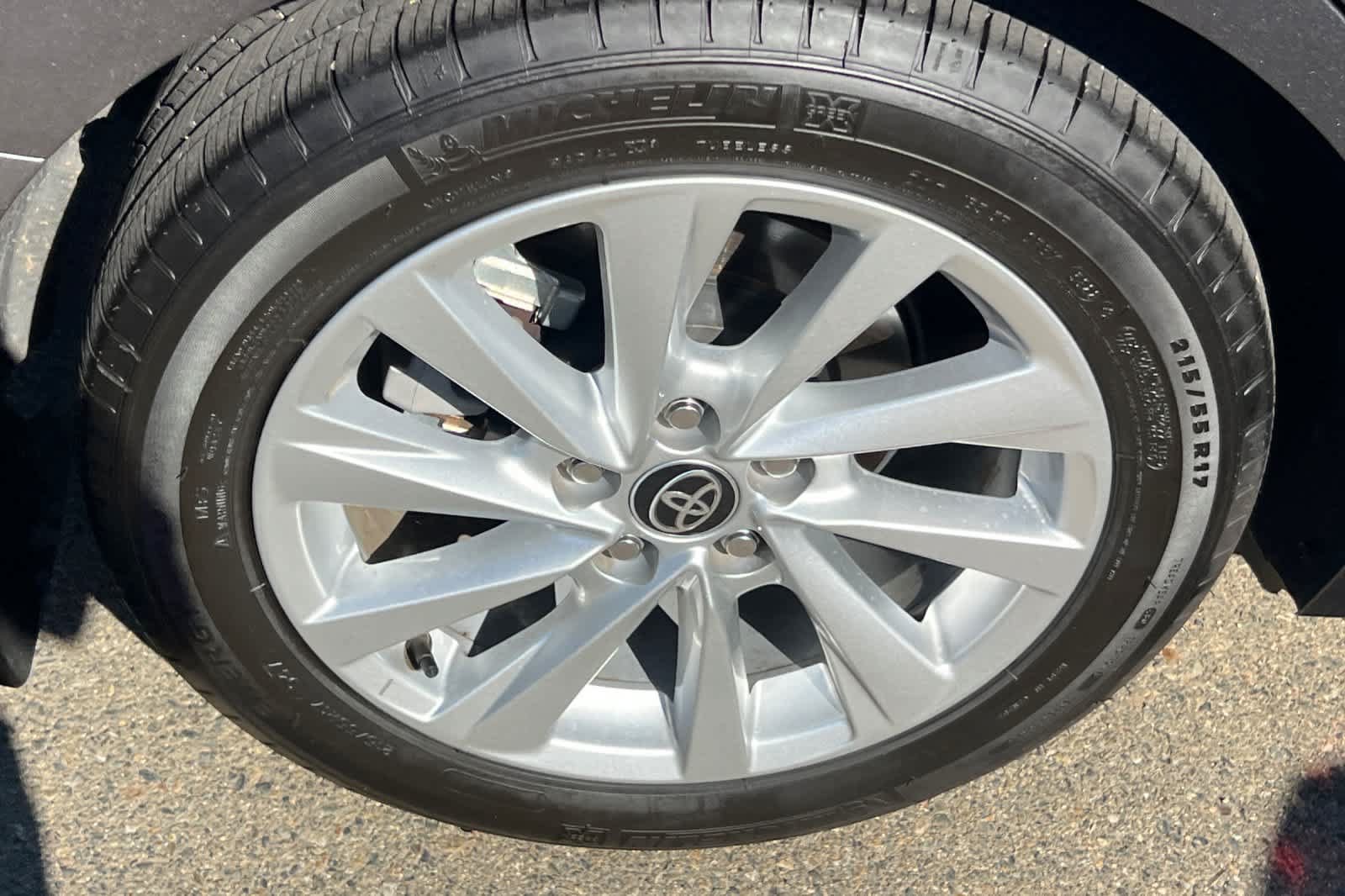 Certified 2023 Toyota Camry LE FWD image 17