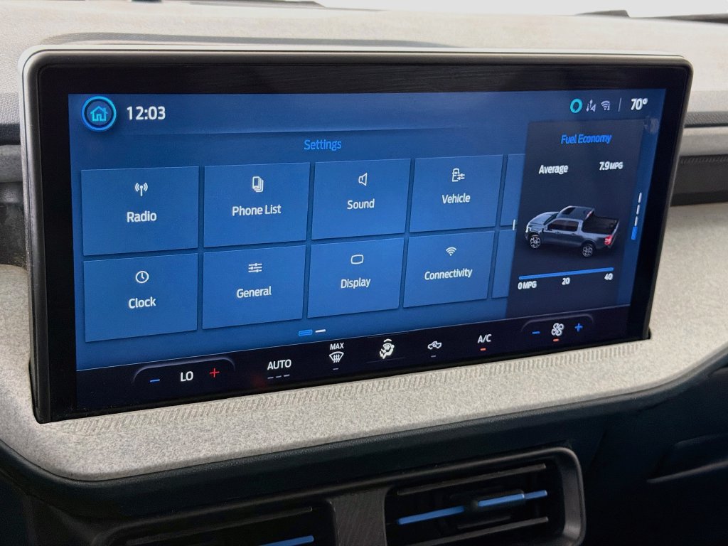 Used 2025 Ford Maverick XLT w/ Equipment Group 302A AWD/4WD image 32