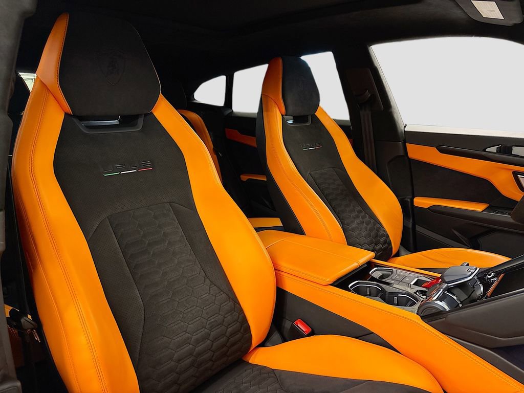 Used 2022 Lamborghini Urus image 15