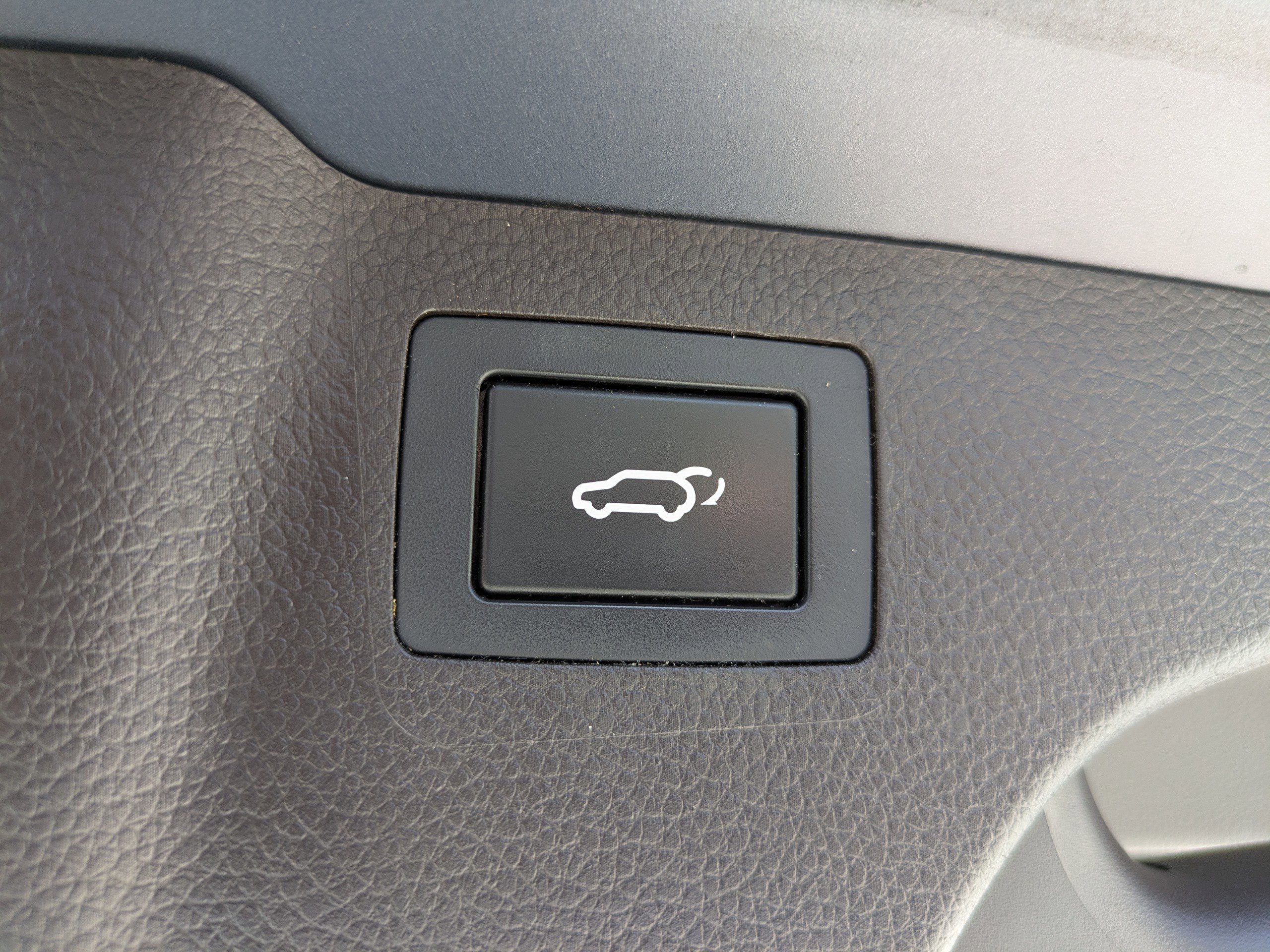 Used 2017 Hyundai Santa Fe Sport image 18