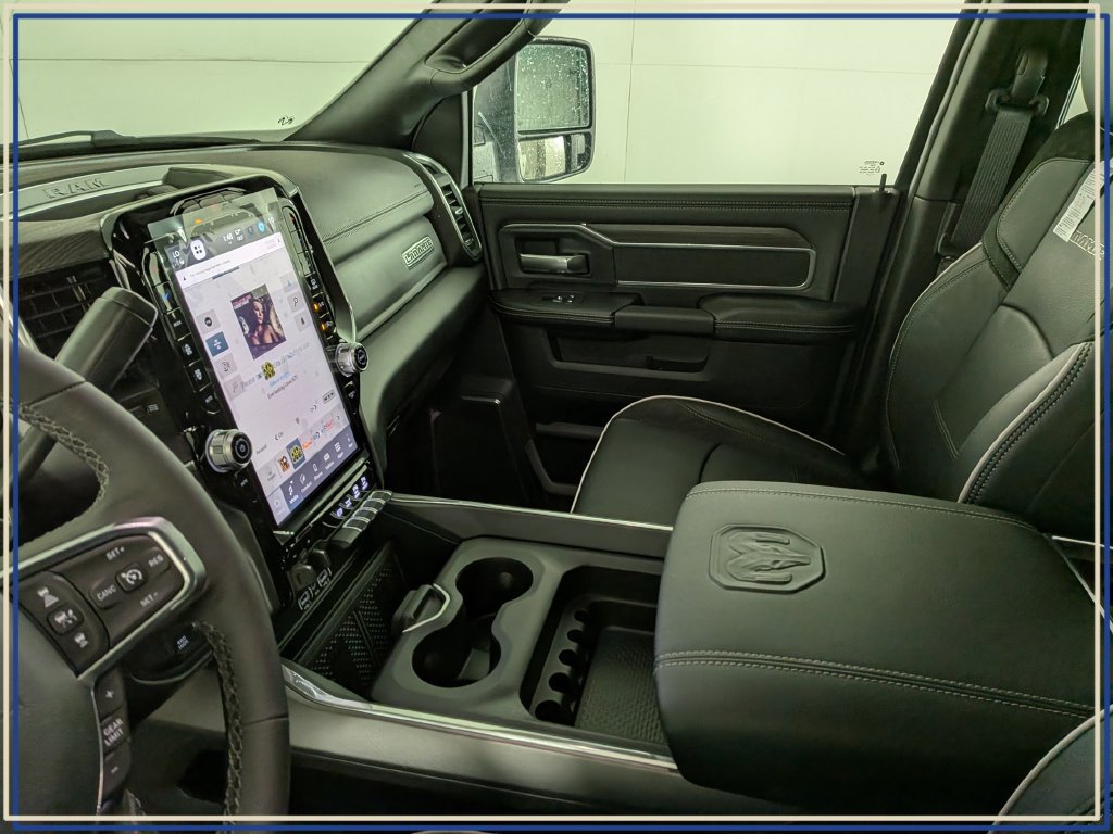 New 2026 RAM 2500 Laramie AWD/4WD image 26
