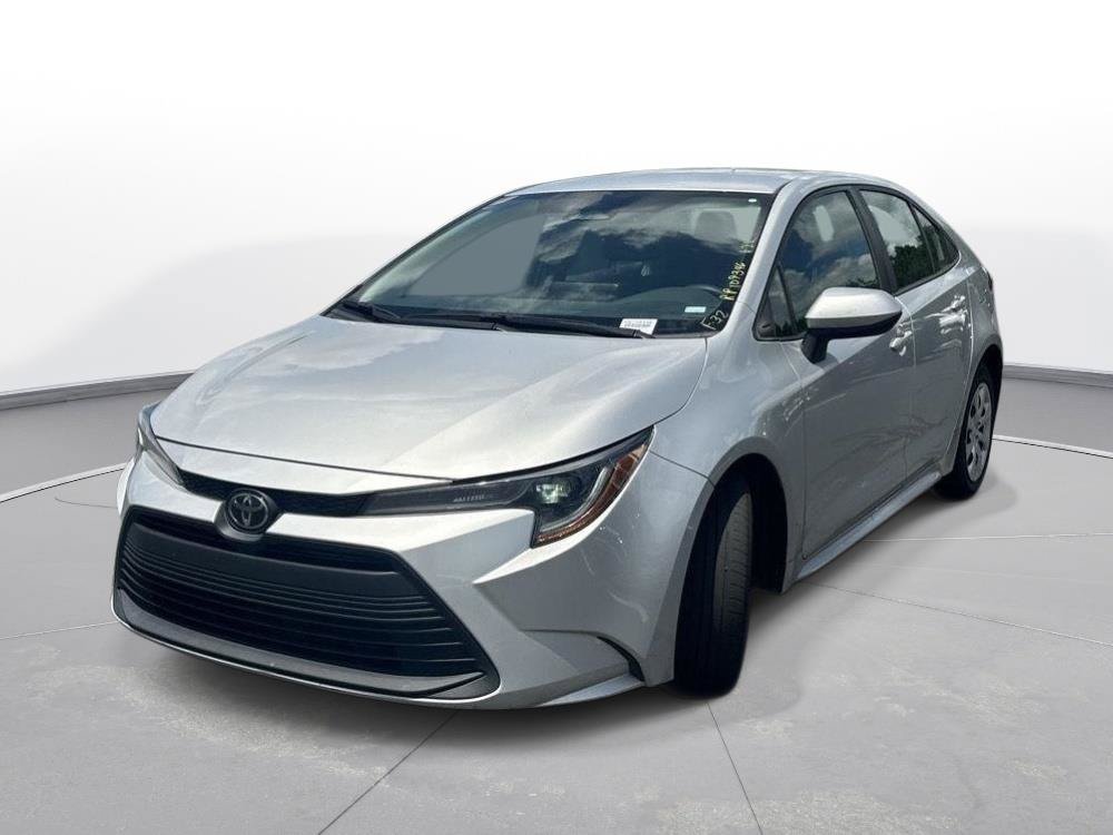 Used 2024 Toyota Corolla LE FWD video 2