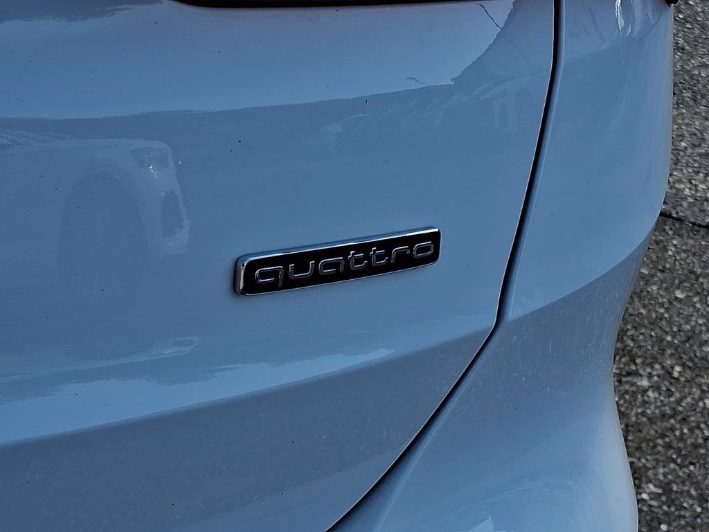 Certified 2024 Audi Q3 2.0T Premium AWD/4WD image 32