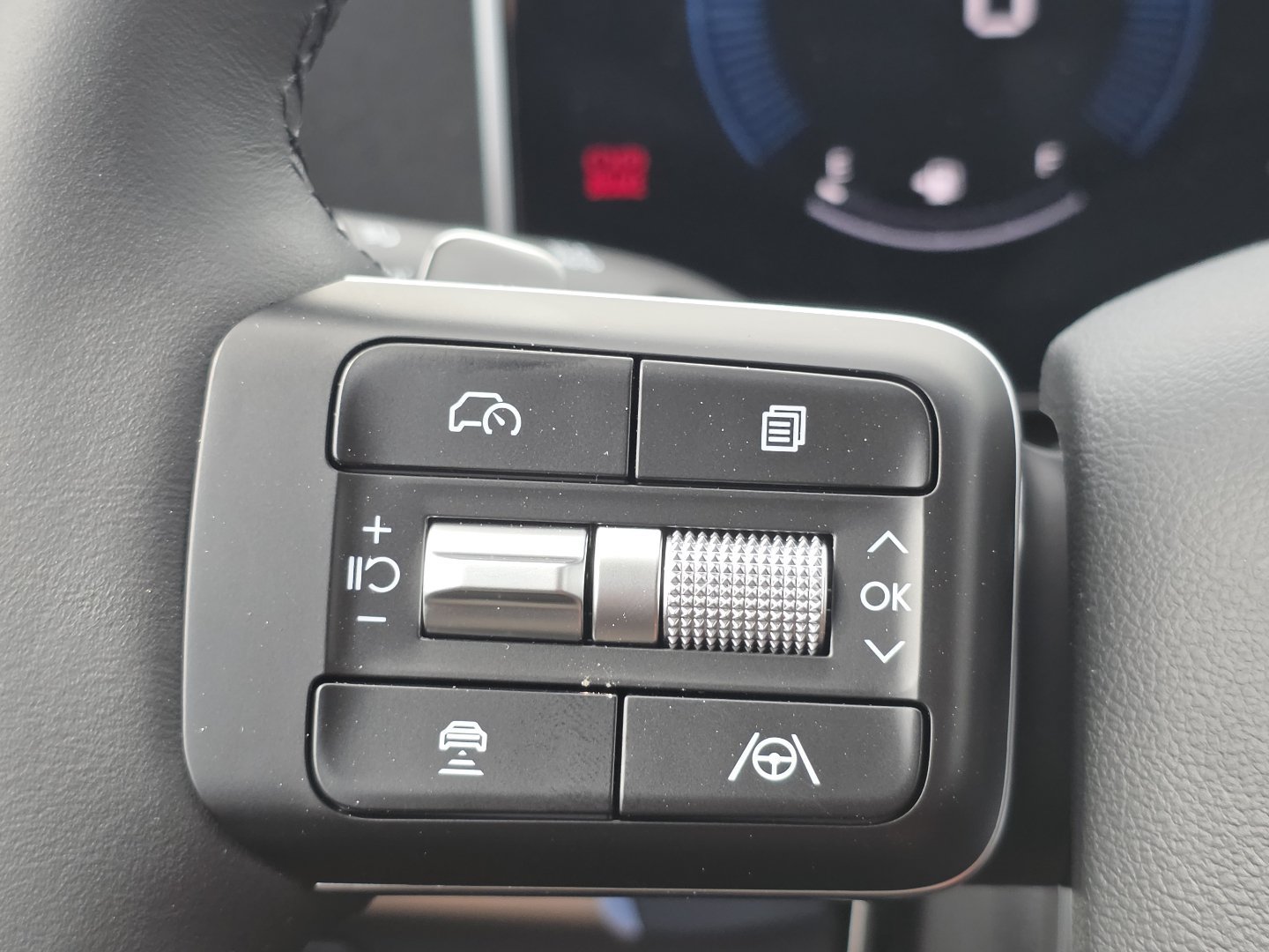 New 2026 Hyundai Santa Fe SE AWD/4WD image 28