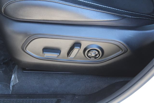 Used 2025 Jeep Grand Cherokee Altitude RWD image 34