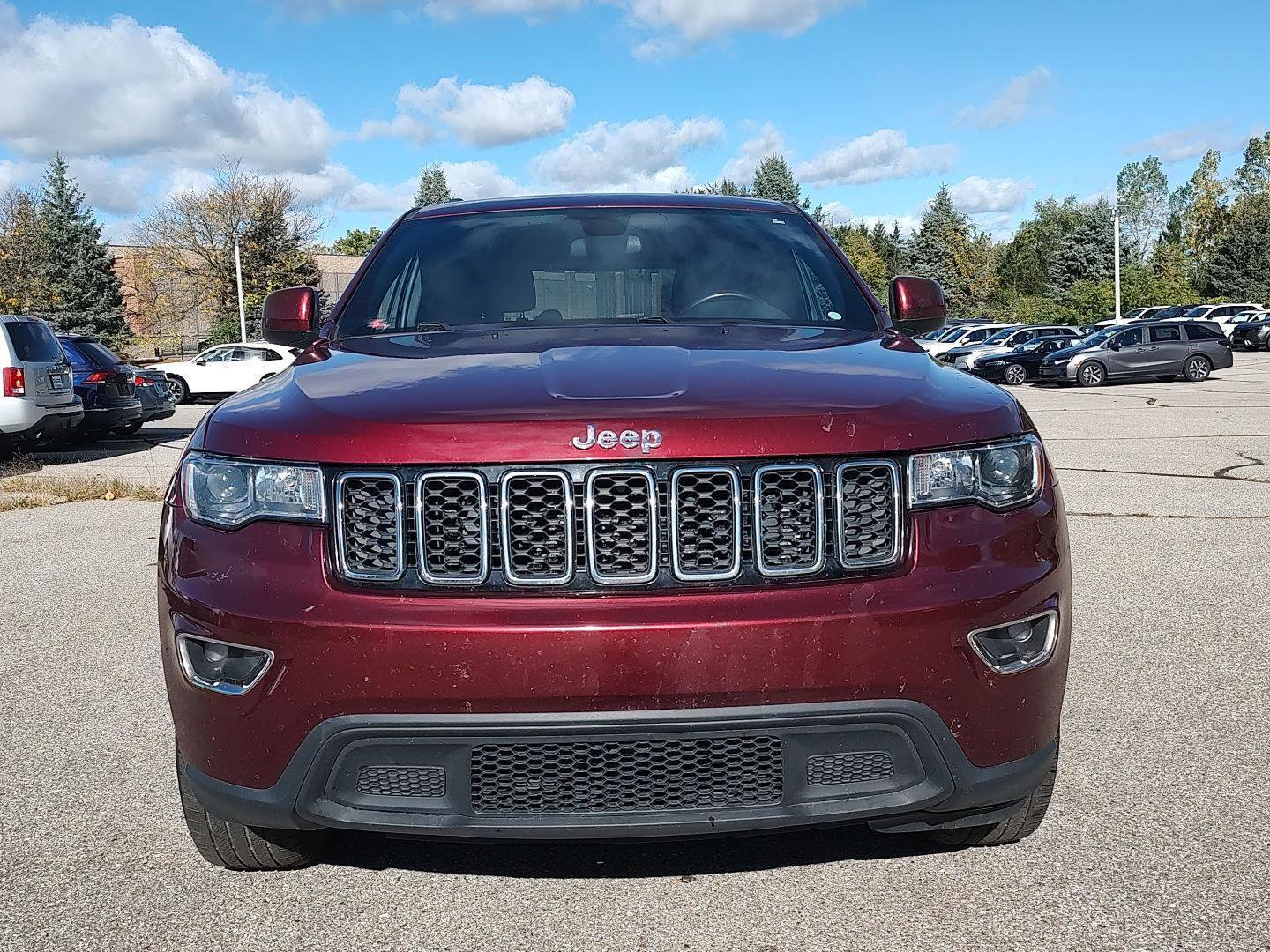 Used 2018 Jeep Grand Cherokee Laredo image 21