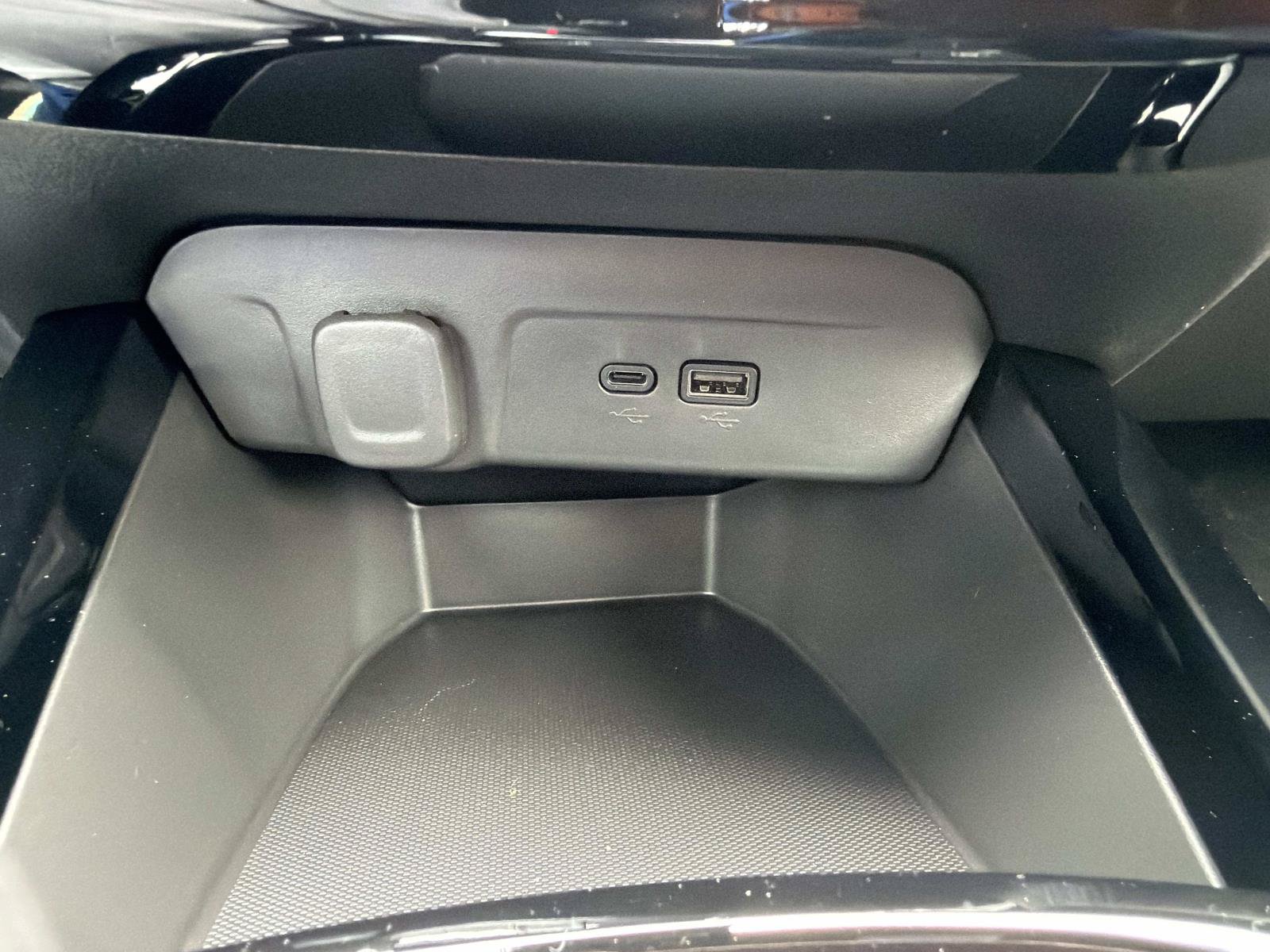 New 2026 Chevrolet Trax RS w/ Driver Confidence Package FWD image 24