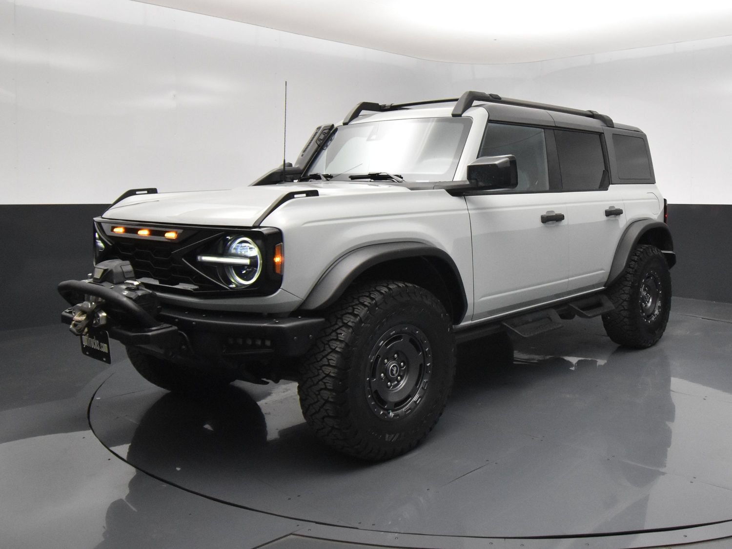Used 2024 Ford Bronco Everglades AWD/4WD image 2