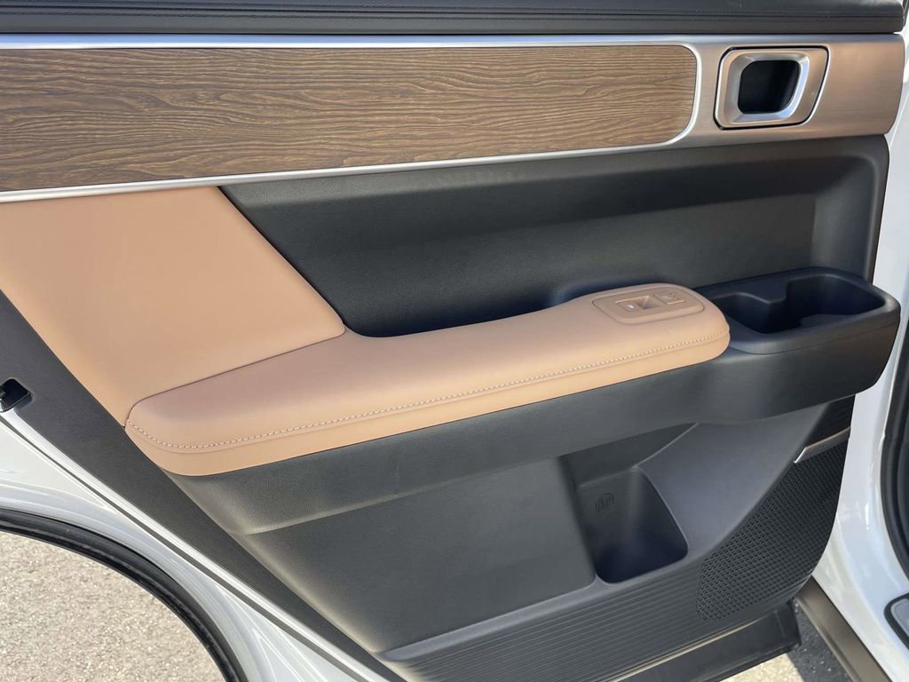 Certified 2026 Hyundai Santa Fe Calligraphy image 13