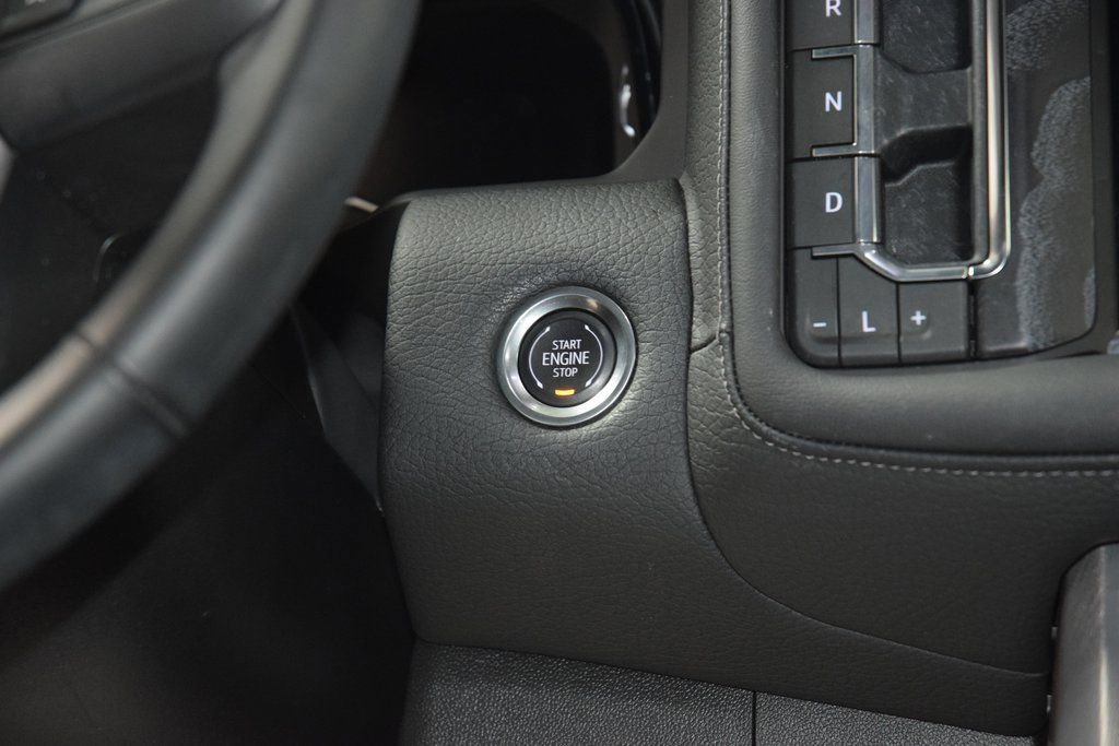 Used 2024 GMC Yukon XL Denali w/ Max Trailering Package image 36