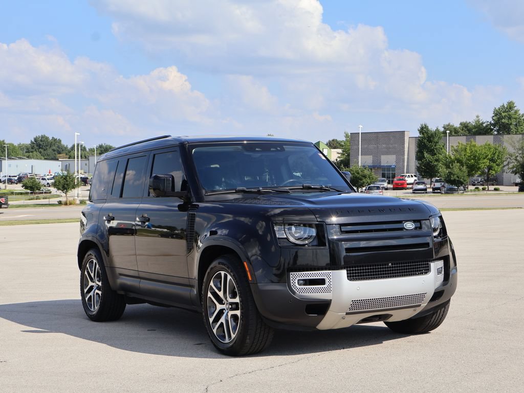 Used 2020 Land Rover Defender 110 HSE AWD/4WD image 3